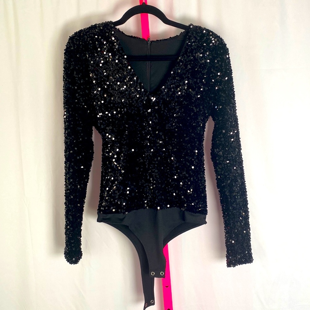 GOOD AMERICAN Black sequined long sleeve bodysuit snaps at bottom size 3